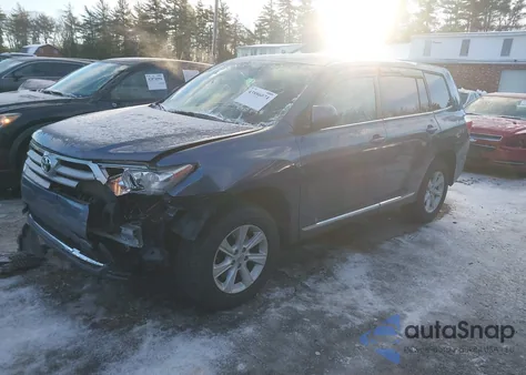 2013 Toyota Highlander Base V6 из США, поврежденный, VIN 5TDBK3EH7DS262975